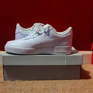 Men NIKE AIR FORCE 1 (ONE)